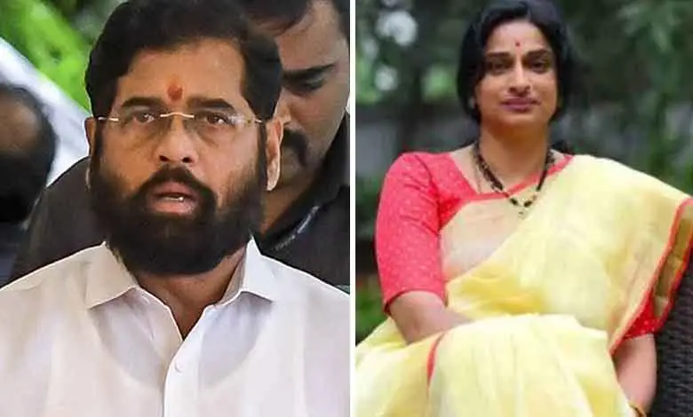 madhavi-latha-1