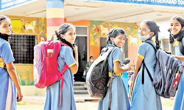 GOVT-SCHOOLS