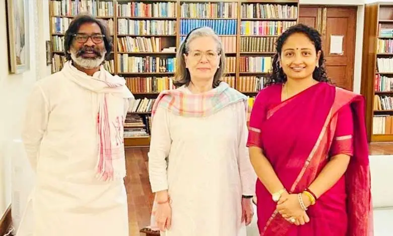 HEMANTH-SOREN-MEET-SONIA-GA
