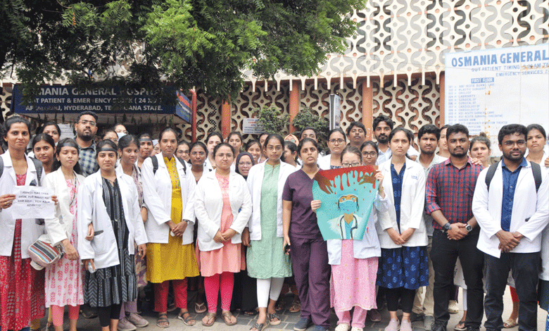DOCTORS-PROTEST-1