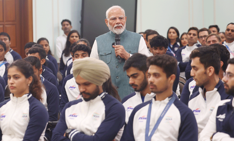 MODI-MEET-PARIS-OLYMPICS-PL