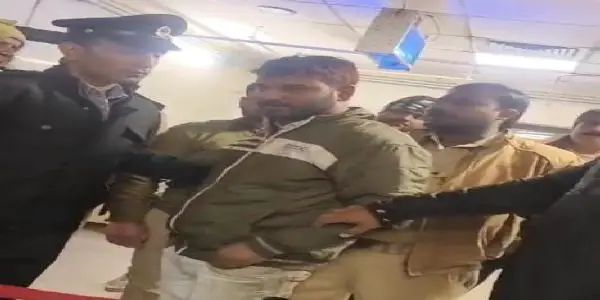 n6498807841738253352945ceebbf16979d24f48e13e9c0e9fc485795fd5ed771201384cbb6a9cbcbb29503