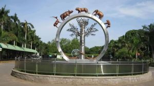 Entrance-of-Hyderabad-zoo-park-3