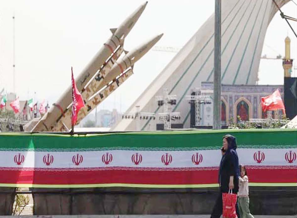 Iran-Ke-Fizai-Difai